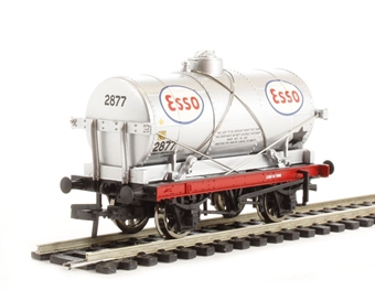 14 Ton tank wagon with large filler in "Esso" silver