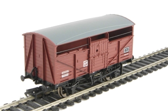 8 ton cattle wagon in BR bauxite (late) livery B893268