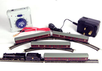 Granite City Express Complete Train Set with Black 5 Loco 45360 and 4 Mk1 Coaches