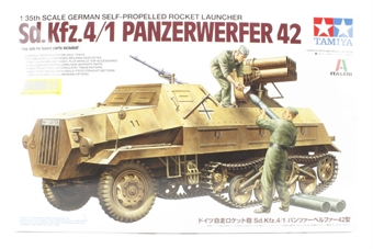 Self propelled rocket launcher Sd.Kfz.4/1 Panzerwerfer 42 with figures loading rockets