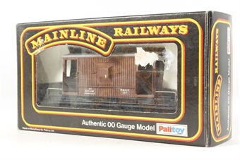 BR Standard Brake Van B951480 in BR Bauxite