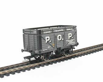 7-plank wagon with coke rail "P.O.P." 217 in grey
