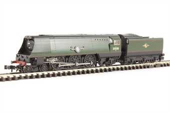 Class 21C1 Merchant Navy 4-6-2 35028 'Clan Line' in BR green with late crest