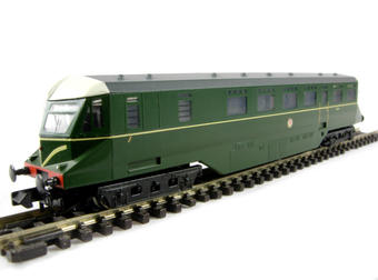GWR railcar W30W BR brunswick green