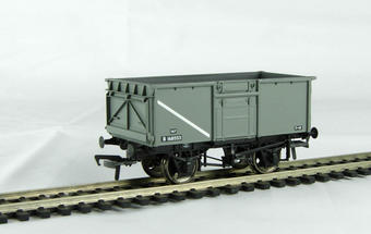 16 ton steel mineral wagon with top flap doors in BR grey livery B100071