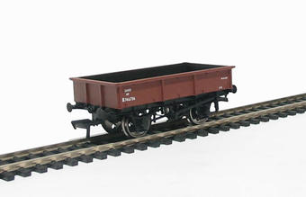 13 ton steel sand tippler wagon B746736 in BR bauxite livery