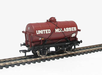 14 Ton tank wagon "United Molasses" with large filler 13