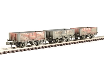 Pack of three 5 plank private owner 'Coal Trader' wagons - weathered