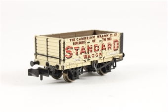 7 Plank End Door Wagon 1923 in 'Cambrian Wagon Co. Ltd' Cream Livery - Collectors Club Limited Edition Model 2004/2005