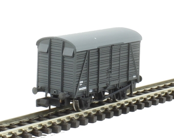 12 Ton Southern 2+2 Planked Vantilated Van in GWR grey