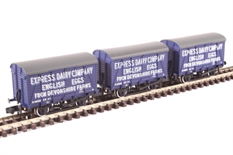 Triple pack of 12T Southern planked ventilated van in Express Dairies Eggs livery