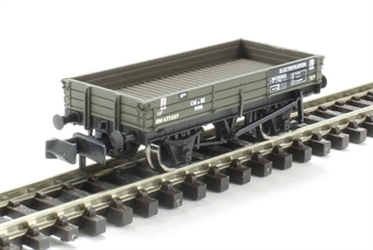3 Plank Wagon in BR Departmental Olive Green
