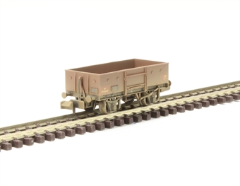 13 Ton High Sided Steel Wagon (Chain Pockets) in BR bauxite (early) - weathered