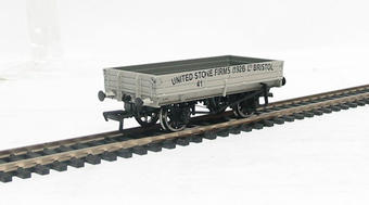 3-plank wagon "United Stone Firms Ltd"