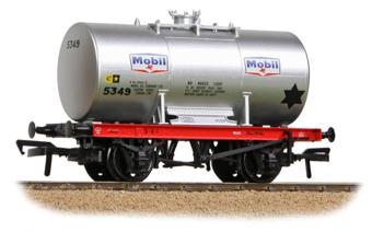20T Anchor-Mounted Tank Wagon 'Mobil' Silver