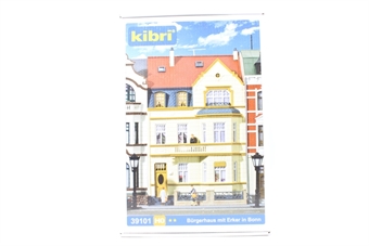 Terrace house with oriel in Bonn HO scale