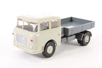 Skoda Flatbed in Grey