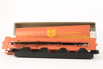 Cylindrical Grain Car 4-Bay Covered Hopper 'Canadian Wheat Board' Model Kit
