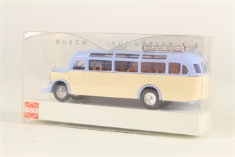 Mercedes O-3500 Bus HO scale