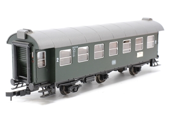2nd Class 3-Axle Centre Coach of the DB