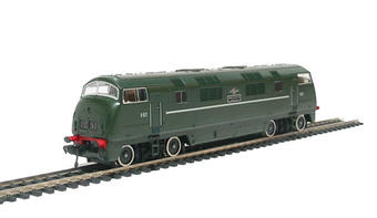 Class 42 Warship diesel D821 in BR green
