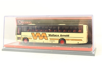 Van Hool Alizee - "Wallace Arnold"