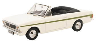 Ford Cortina MkII Crayford Convertible in Ermine White/Green