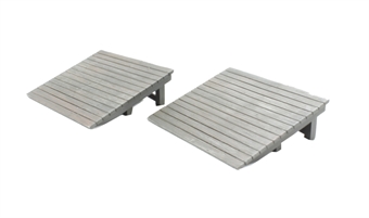 2 wooden platform ramps