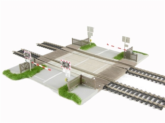 Level Crossing - single or double track. (Track not included)