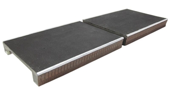 2 straight platforms - Great Central style (122 x 165 x 20mm)