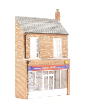 Low Relief Newsagents (70 x 22 x 110mm)
