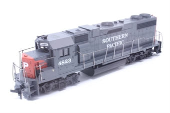 GP38-2 EMD 4823 of the Southern Pacific Lines