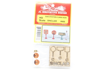 Gas station curb sign "Sinclair"