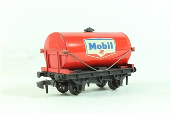 14T Tank Wagon - 'Mobil' in Red (plastic wheels)