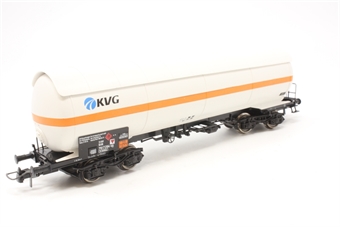 4-Axle gas tanker 95m3 White, ''KVG'' of the DR
