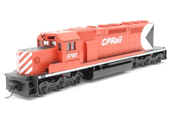 SD40-2 EMD 5762 of the Canadian Pacific Railway