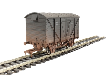 12-ton ventilated van in GWR grey - 123507 - weathered