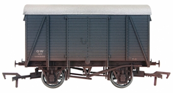 12-ton box van in GWR grey - 144850 - weathered