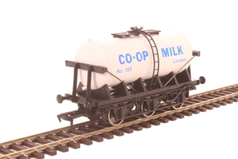 6-wheel milk tanker "Co-Op Milk" - 165