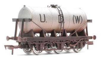 6 Wheel Milk Tanker U.D.W - Weathered