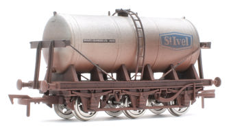 6 Wheel Milk Tanker St Ivel - Weathered