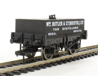 4-wheel rectangular tank wagon "WM Butler & Co." - 64