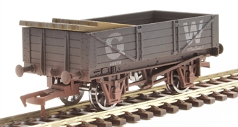 4-plank open wagon in GWR grey with wood load - 46670 - weathered