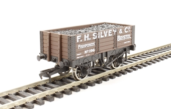 5-plank open wagon with 9ft wheelbase "F.H. Silvey & Co." - 196