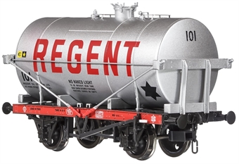 14-ton Class A tank wagon in Regent silver - 101