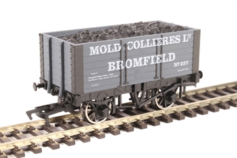 7-plank open wagon with 9ft wheelbase "Mold Colliery" - 257