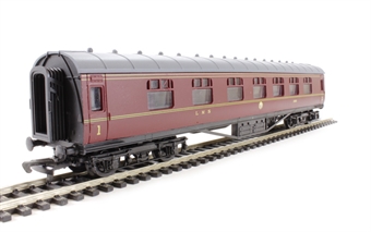 RTR 60ft Stanier corridor composite in LMS lined maroon 3950