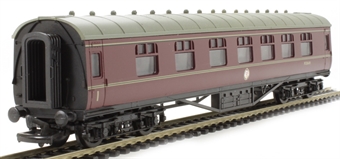 RTR 60ft Stanier corridor composite in BR lined maroon M3864M