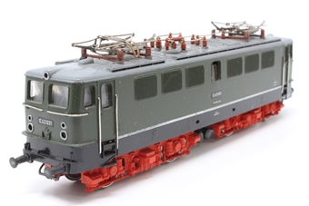 Class E42 031 of the DR