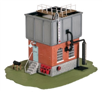 Square brick-built water tower - plastic kit